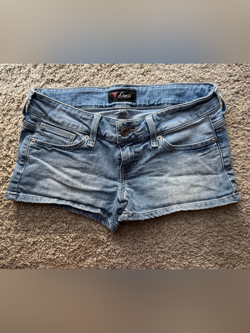 Guess Light Wash Denim Shorts | Size 27 | Low Rise Stretch Jean Shorts